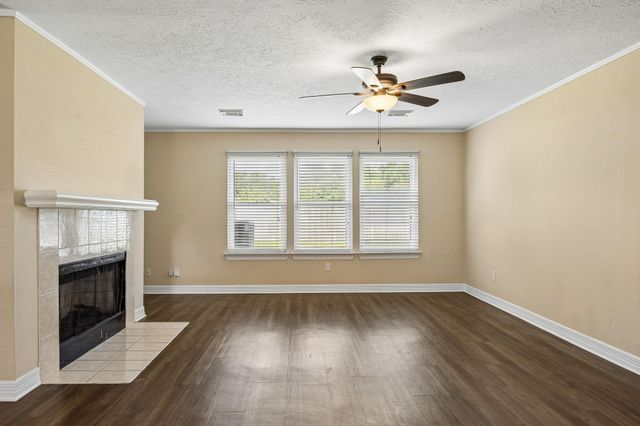 10819 E Linwood Drive, La Porte, TX 77571