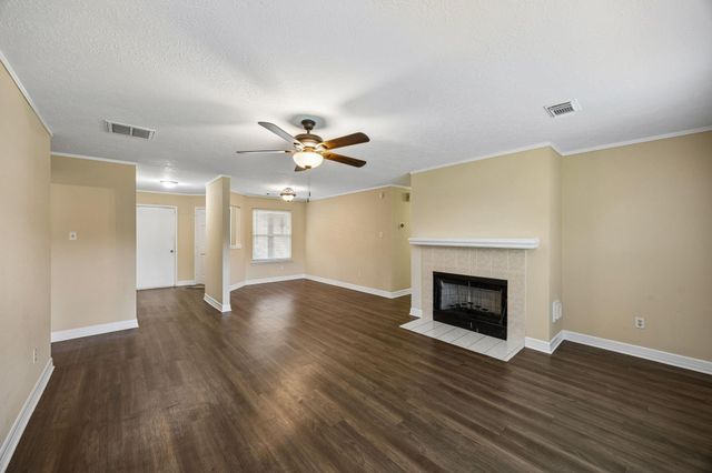 10819 E Linwood Drive, La Porte, TX 77571