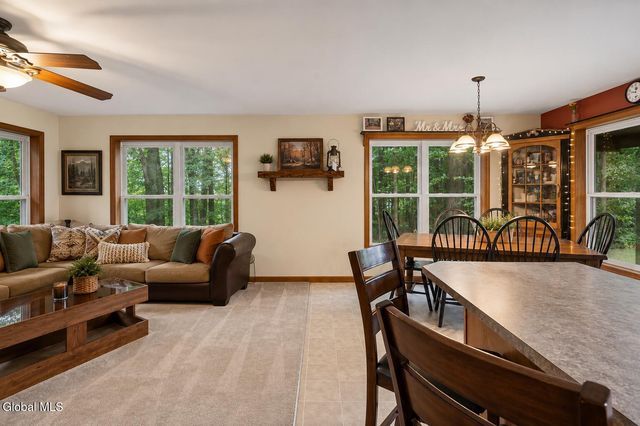 286 Severine Lane, Fultonville, NY 12072