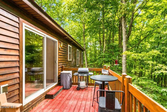 286 Severine Lane, Fultonville, NY 12072
