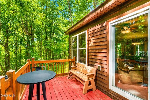 286 Severine Lane, Fultonville, NY 12072