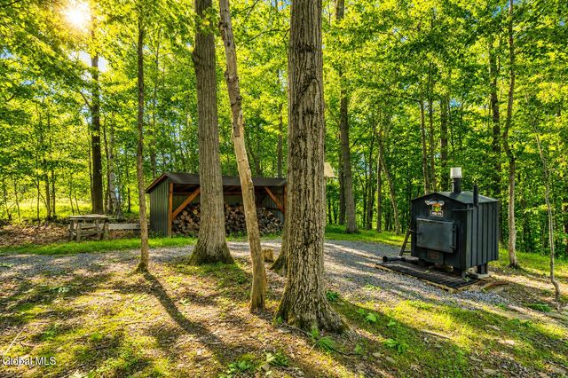 286 Severine Lane, Fultonville, NY 12072