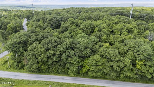286 Severine Lane, Fultonville, NY 12072