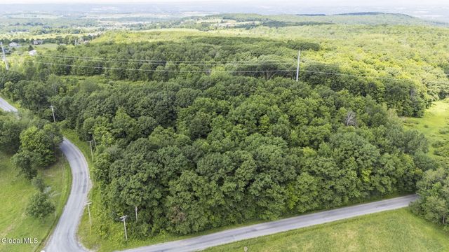 286 Severine Lane, Fultonville, NY 12072