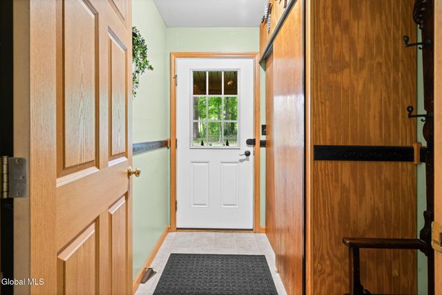 286 Severine Lane, Fultonville, NY 12072
