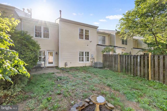 10004 SANDWEDGE CT, Fredericksburg, VA 22408