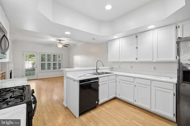10004 SANDWEDGE CT, Fredericksburg, VA 22408