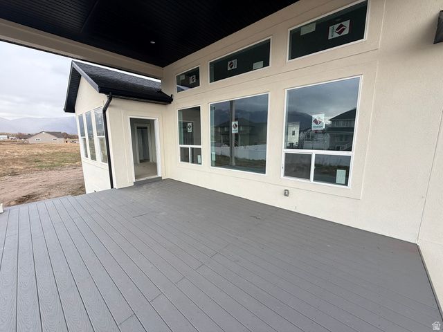 2452 W 3000 N, Farr West, UT 84404