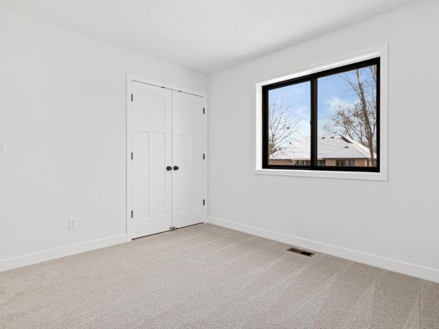 10717 Lincoln Street NE, Blaine, MN 55434