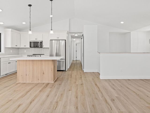 10717 Lincoln Street NE, Blaine, MN 55434