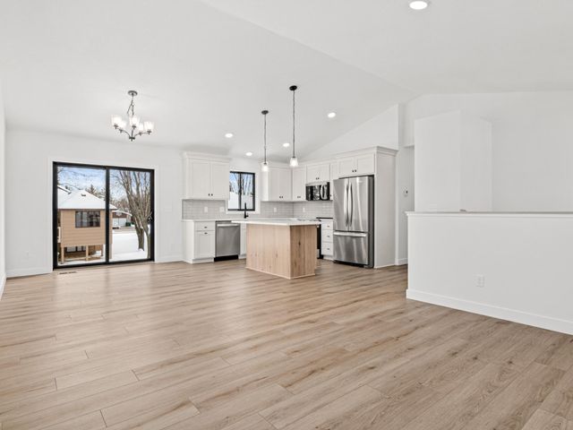 10717 Lincoln Street NE, Blaine, MN 55434