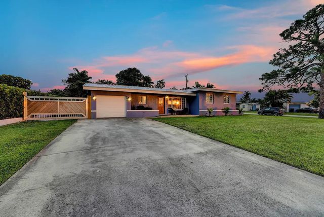 5574 Lake Osborne Drive, Lake Worth, FL 33461