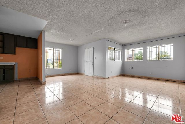 1200 W 94th Street, Los Angeles, CA 90044