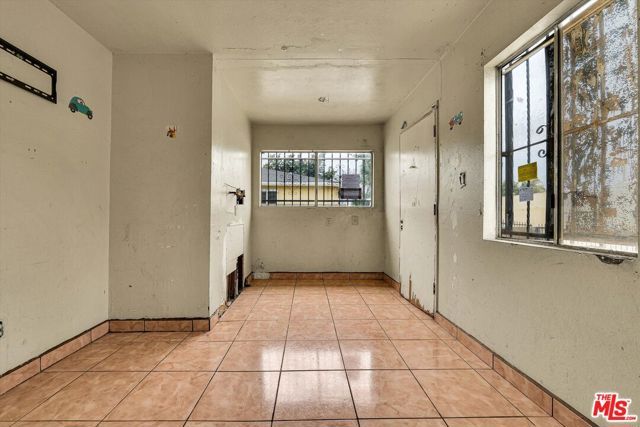 1200 W 94th Street, Los Angeles, CA 90044