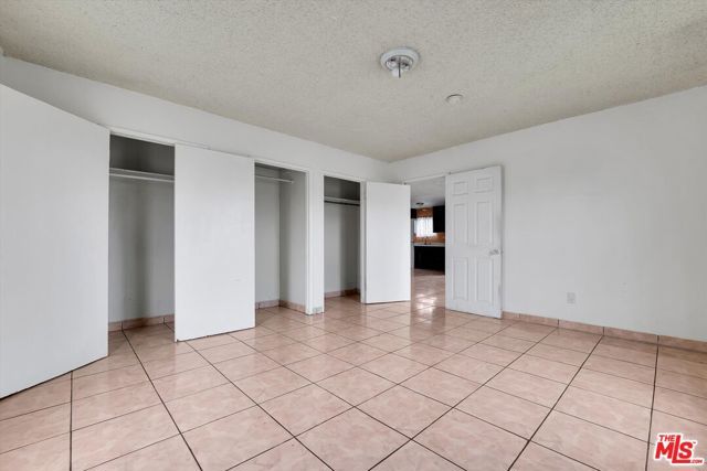 1200 W 94th Street, Los Angeles, CA 90044