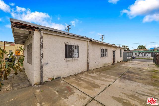 1200 W 94th Street, Los Angeles, CA 90044