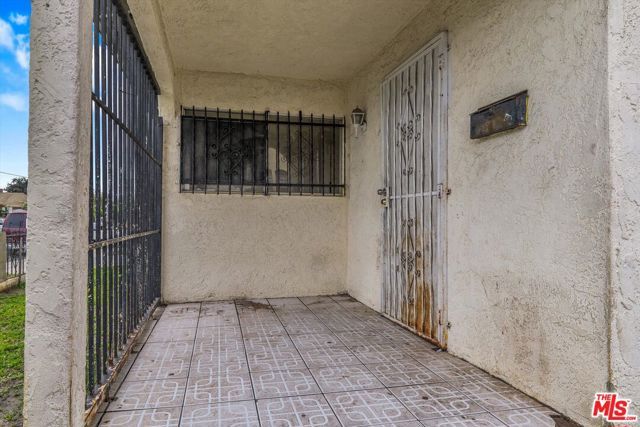 1200 W 94th Street, Los Angeles, CA 90044