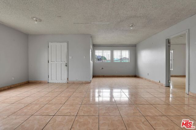 1200 W 94th Street, Los Angeles, CA 90044