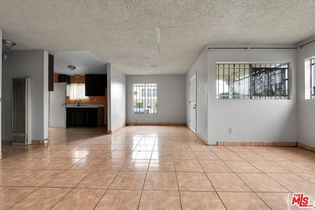 1200 W 94th Street, Los Angeles, CA 90044