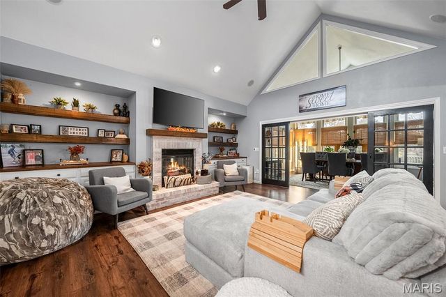 5755 Briars Landing, Millstadt, IL 62260