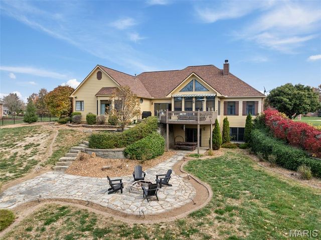 5755 Briars Landing, Millstadt, IL 62260