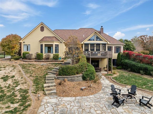 5755 Briars Landing, Millstadt, IL 62260