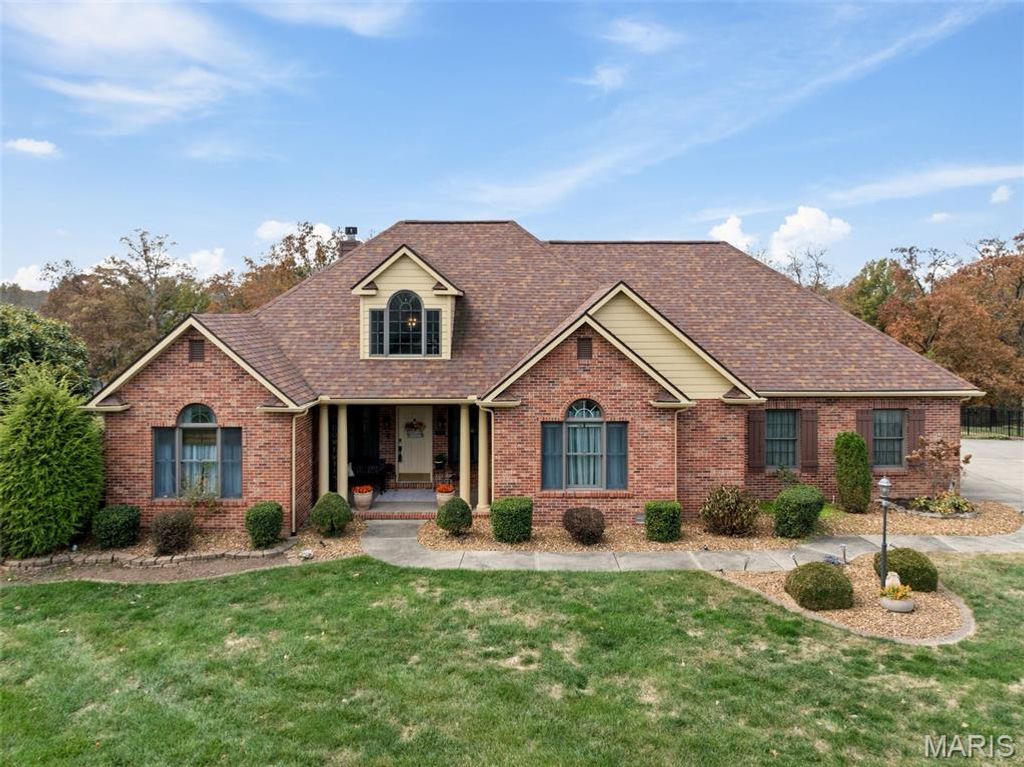 5755 Briars Landing, Millstadt, IL 62260