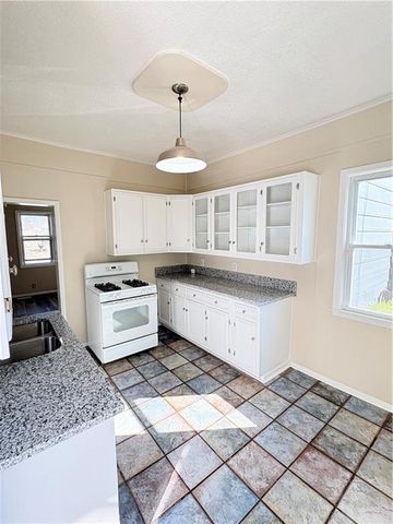 714 Prospect Street, Leavenworth, KS 66048