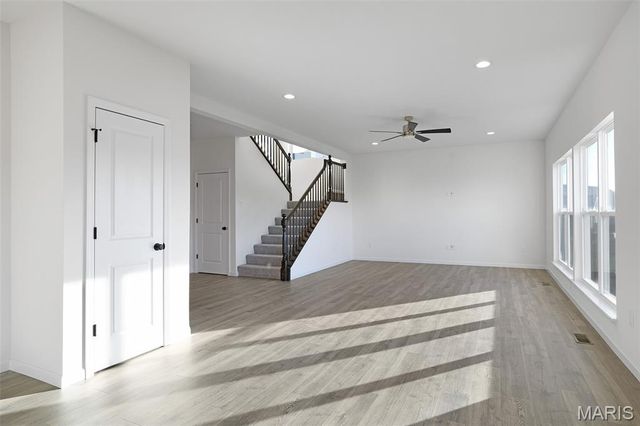 4932 Nadine Lane, St Louis, MO 63129