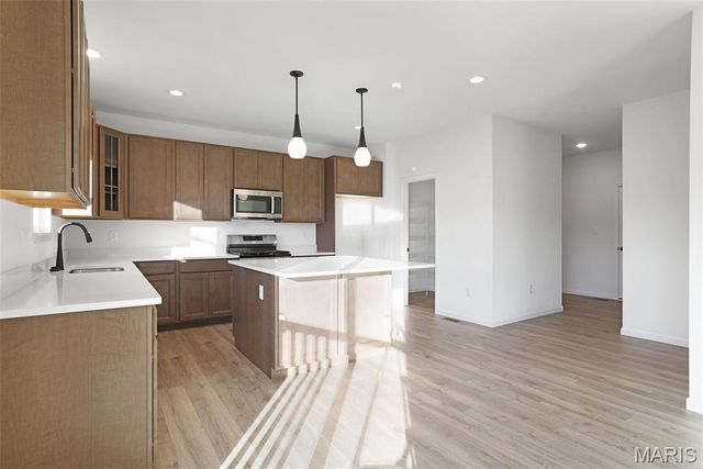 4932 Nadine Lane, St Louis, MO 63129