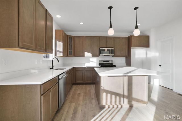 4932 Nadine Lane, St Louis, MO 63129