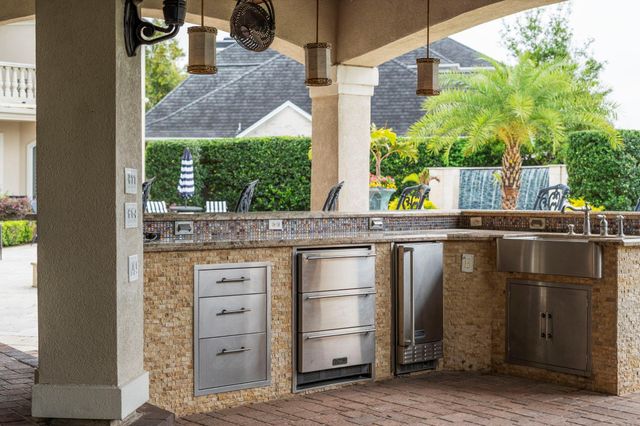 9 Waters Lake Boulevard, Missouri City, TX 77459