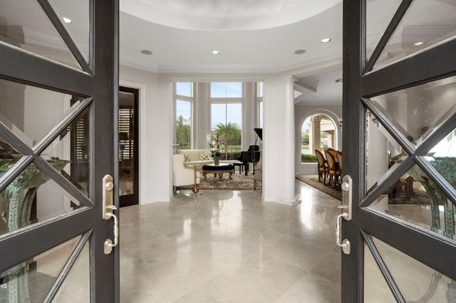 9 Waters Lake Boulevard, Missouri City, TX 77459