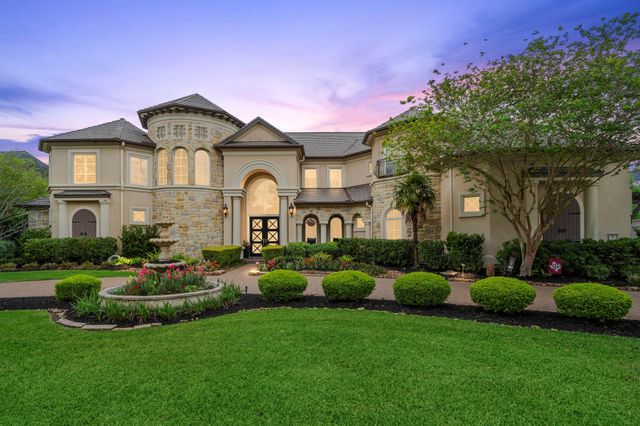 9 Waters Lake Boulevard, Missouri City, TX 77459