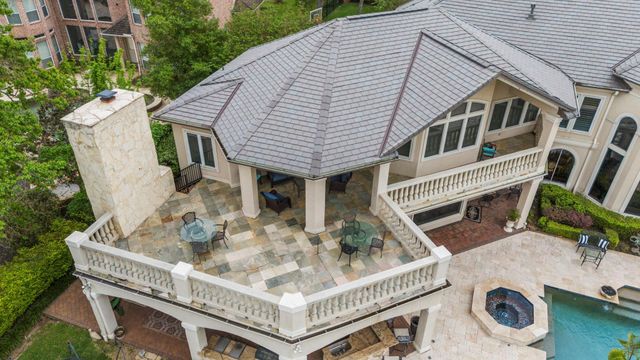 9 Waters Lake Boulevard, Missouri City, TX 77459