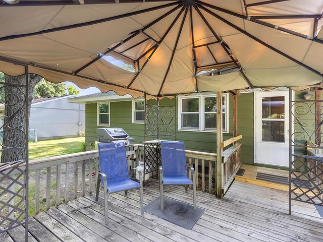 11827 Douglas Drive N, Champlin, MN 55316