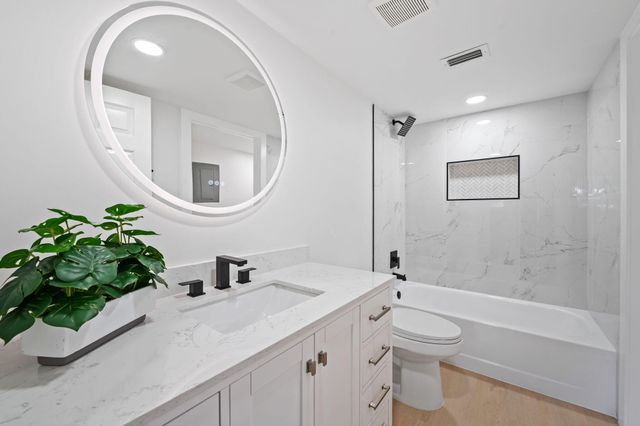 7280 Amberly Lane 103, Delray Beach, FL 33446