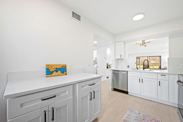 7280 Amberly Lane 103, Delray Beach, FL 33446