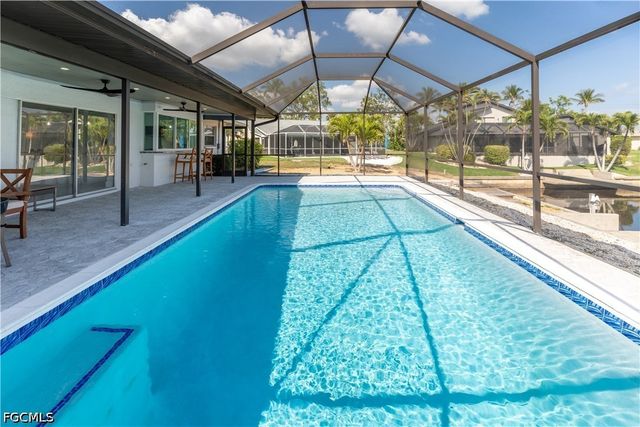 3405 SE 16th PL, Cape Coral, FL 33904