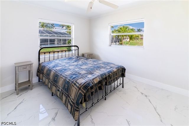 3405 SE 16th PL, Cape Coral, FL 33904