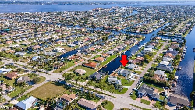 3405 SE 16th PL, Cape Coral, FL 33904