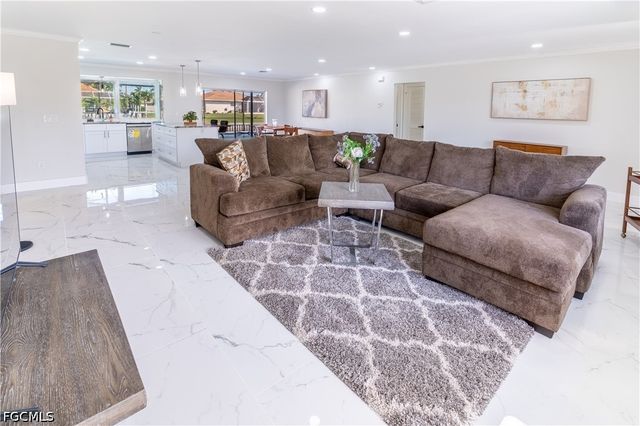 3405 SE 16th PL, Cape Coral, FL 33904