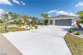 3405 SE 16th PL, Cape Coral, FL 33904