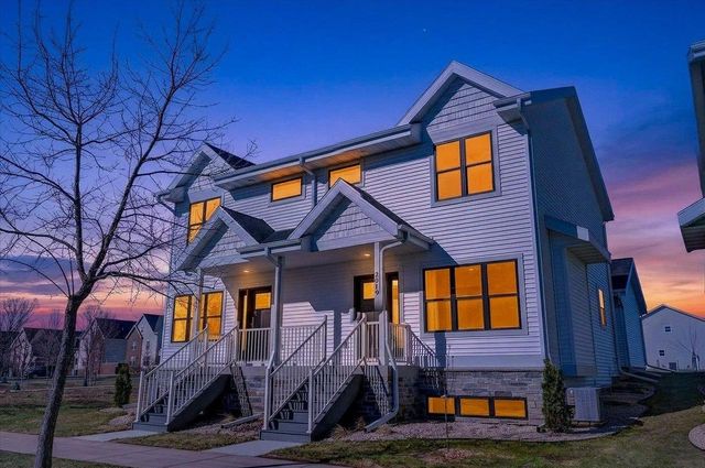 2809 Crinkle Root Drive, Fitchburg, WI 53711