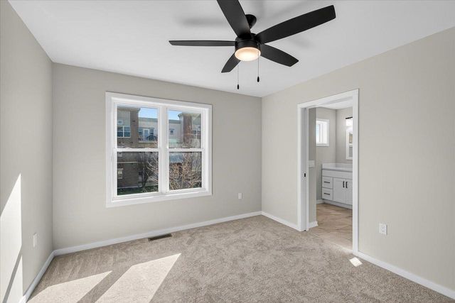 2809 Crinkle Root Drive, Fitchburg, WI 53711