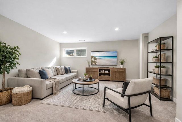 2809 Crinkle Root Drive, Fitchburg, WI 53711