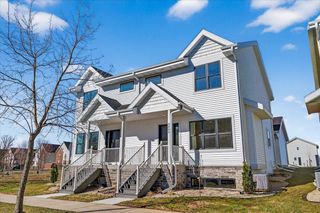 2809 Crinkle Root Drive, Fitchburg, WI 53711