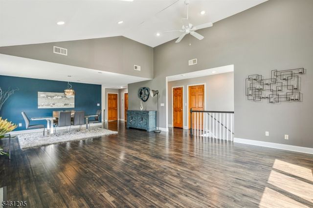 740 Hillside Ave, Boonton Town, NJ 07005