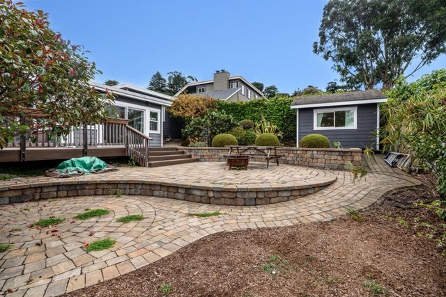 326 Channing Way, Pacifica, CA 94044