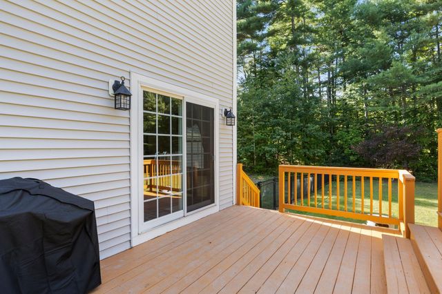 10 Partridge Drive, Middleton, NH 03887